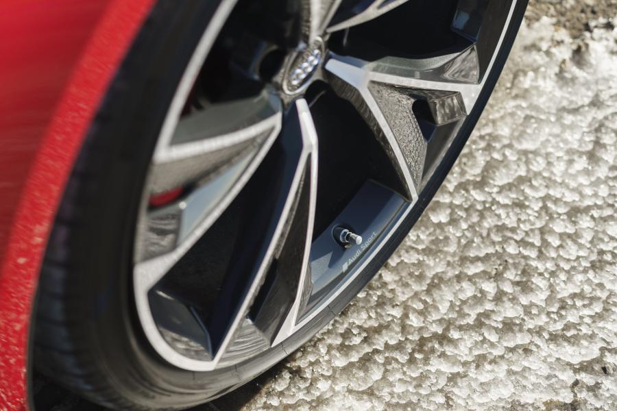 Колеса Audi RS7 Sportback 2020 года  (UK) (фото 98 из 118)